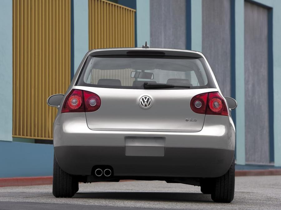  Volkswagen Golf Rabbit 5-Door 2006 года  (фото 20 из 26)